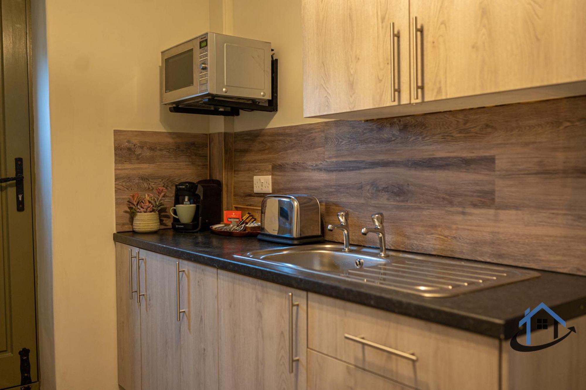 Apartment Stanwick Studio, Cosy Country Studio, Sleeps 4, Parking, Wifi